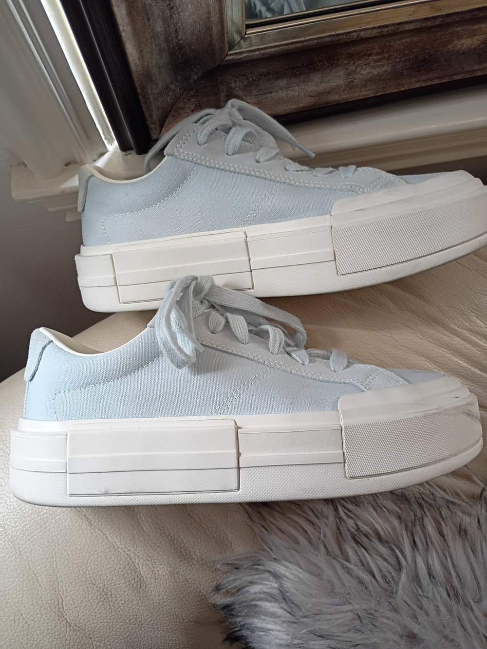 Converse Light Blue Canvas Low-Top Sneakers - Picture 4 of 8